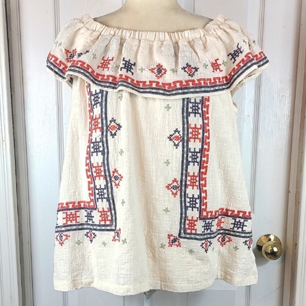 Easel Crosstitch Embroidered Blouse